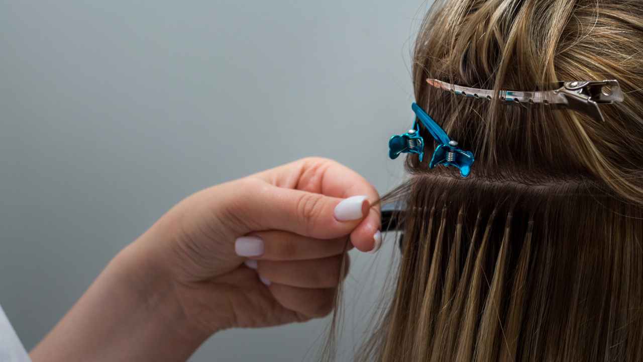 Quanto custa 30 cm de cabelo natural?